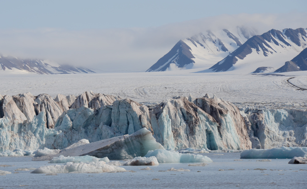 Glaciers moving faster than normal | Ny-Ålesund Research Station